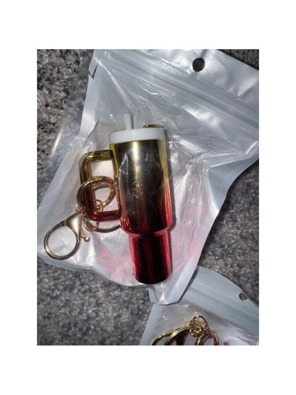 Women's Unbranded Purple Magenta Tumbler Keychain One Size - Picture 2 of 7